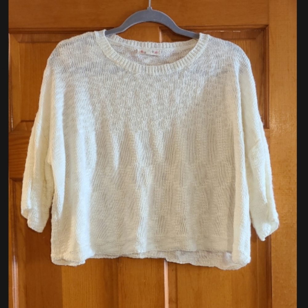 Magnolia Boutique Cropped Sweater sz S